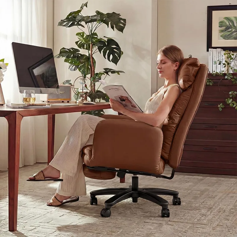 Office Furniture Plus - 반려동물 친화적인 팔걸이가 있는 크로스 레그